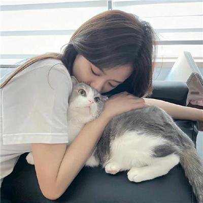北极百货的秋乃小姐